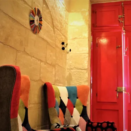 Malta'S Naughtiest Cabaret Apartment Il-Furjana Exterior photo